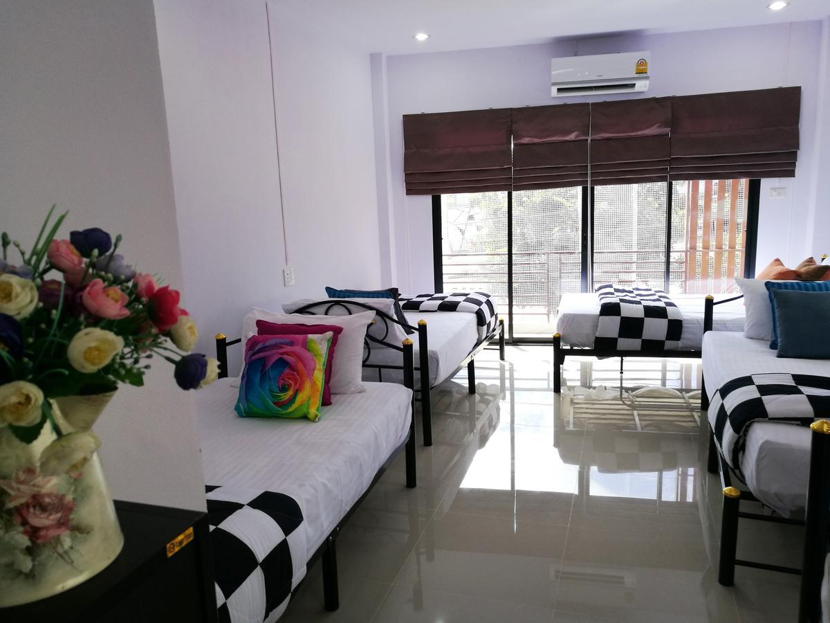 Sukhothai Cozy Hostel And Dorm Bagian luar foto