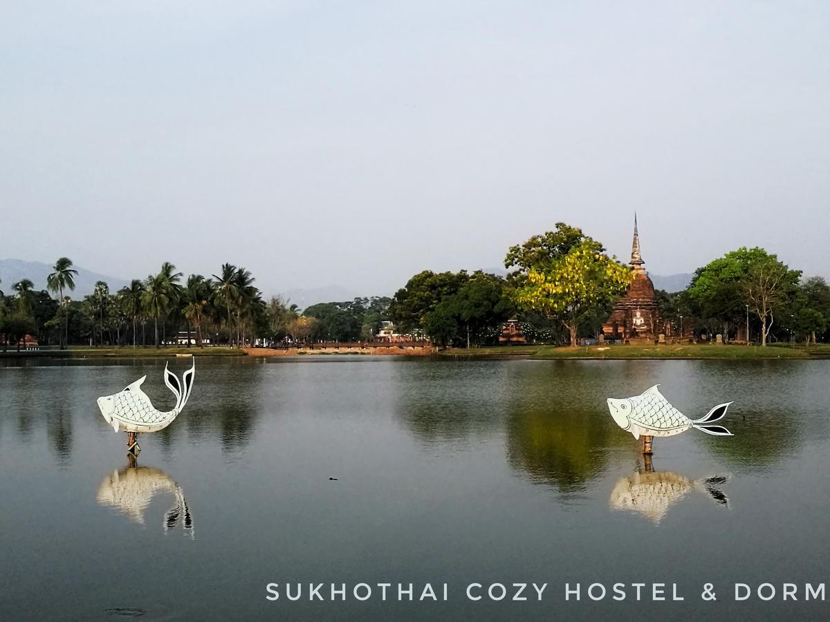 Sukhothai Cozy Hostel And Dorm Bagian luar foto